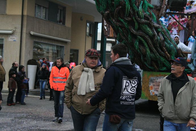 Ingrandisci la foto